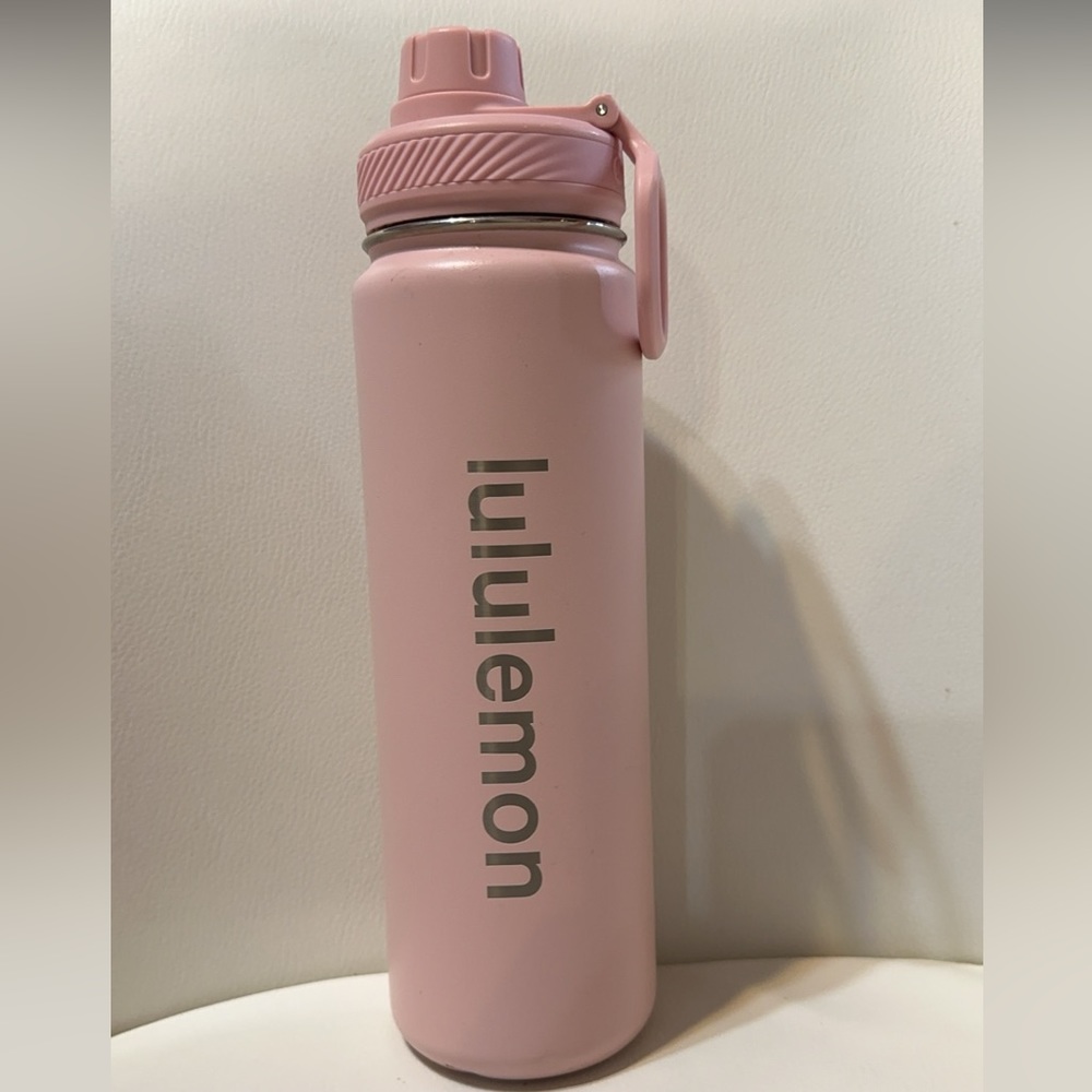 Lululemon waterbottle